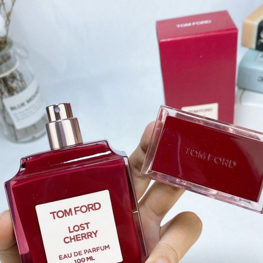 🟢🟡🔴Original (✅Harga Borong)Lost Cherry Eau De Parfum Spray 100ml for men and women